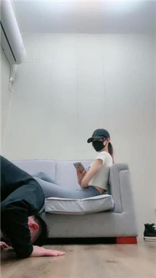 【美娜格格】人体家具奴伺奉主人_绳缚吧