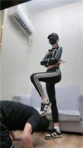 【美娜格格】健身女神回家气味控制_绳缚吧
