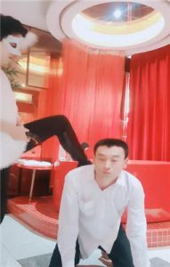 【伯爵】圈养犬化_绳缚吧