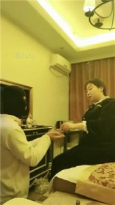 【千面】打板子/人体烟灰缸/抽耳光/闻臭脚_绳缚吧