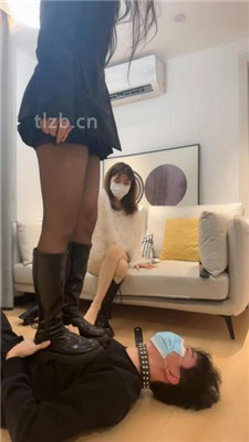 图片[18]-甜甜】带素人S入圈-转胯/舔脏鞋臭脚/鞭打/脚插嘴