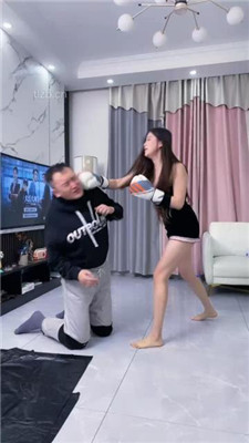 【麋鹿银儿】拳击女教练_绳缚吧