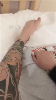 【七七黑心祖宗】掐乳/裸足踩狗_绳缚吧