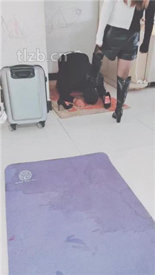 【美容院S】长靴御姐逛街回家虐家奴_绳缚吧