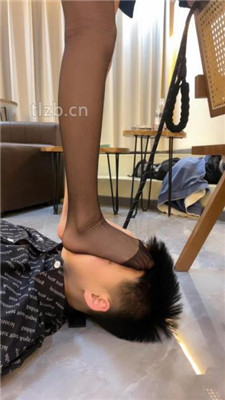 图片[18]-尤黎】骑马胯下辱/高跟黑丝碾压踩/脏鞋清理器