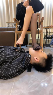 图片[20]-尤黎】骑马胯下辱/高跟黑丝碾压踩/脏鞋清理器