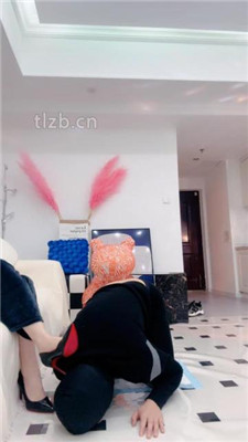 图片[2]-不期而遇】鞋底就是你的亲妈-醒酒器里的圣水