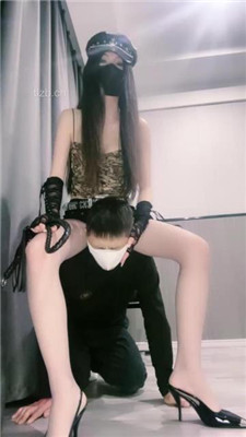 图片[5]-司宁青】性感女神-重度鞭打/高跟崇拜/转胯踩狗舌/骑脖夹头