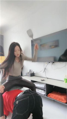 图片[3]-三娘】耳光/脚趾掐喉窒息/钢管打/重度踩踏