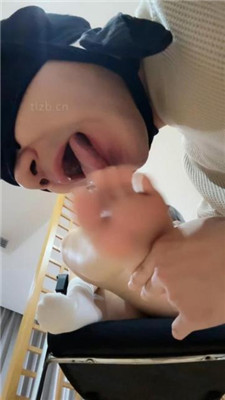 图片[16]-小x大王】体校女神-运动后脏鞋臭袜虐狗