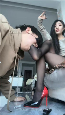 图片[17]-黛帝】健身教练是狗奴-狗链遛狗/鞭打/高跟玉足恋足舔