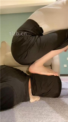 图片[16]-婪s】喝牛奶洗脚水/骑马爬行/夹乳