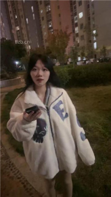 【狗哥】户外成功开发三个高颜值素人踩狗_绳缚吧