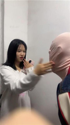 图片[13]-狗哥】户外成功开发三个高颜值素人踩狗