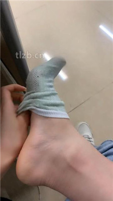 图片[3]-超级咚咚】办公室文员S-脏鞋臭袜辱