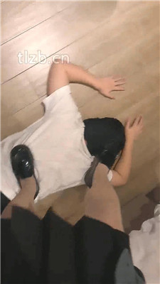 图片[19]-元宵】惩罚偷闻原味袜子的弟弟