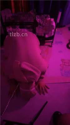 【璐璐大王】圈养M跪舔长靴踩踏/重度sp_绳缚吧
