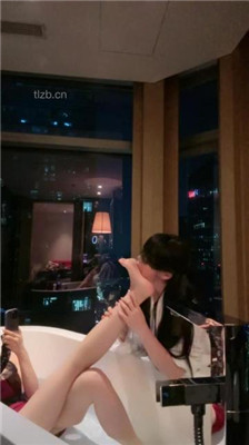 图片[4]-美美子】白富美VS母畜-浴缸伺候主人恋足