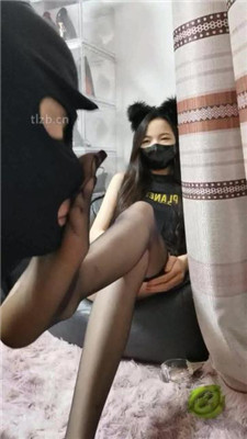 图片[9]-皮皮】漂亮女郎-性感大长腿踩脚垫