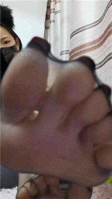 图片[13]-皮皮】漂亮女郎-性感大长腿踩脚垫