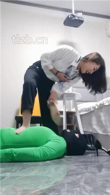 图片[7]-冷御女王】板子抽打/鞋抽耳光/脚插嘴