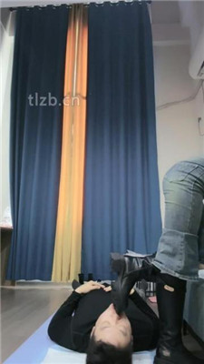 图片[5]-不期而遇】牛仔裤臀下羞辱-圣水-闻超臭白袜-踩踏