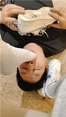 图片[11]-舒苒】运动后脏鞋白袜黑丝辱狗