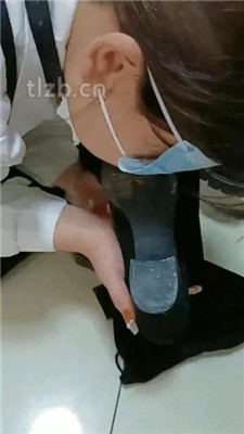 【爱可呀】班花作客玩女奴_绳缚吧