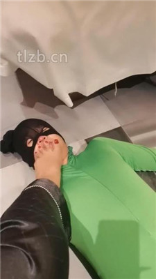 图片[12]-冷御女王】物化人体家具-骑脖化妆