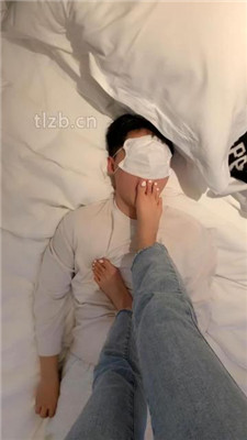【超级咚咚】裸足全体重踩踏/圣水/恋足狂舔_绳缚吧