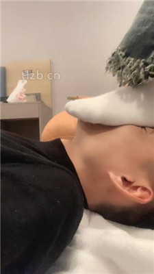 【娩娩大魔王】绿帽前男友裸足狂舔【下】_绳缚吧
