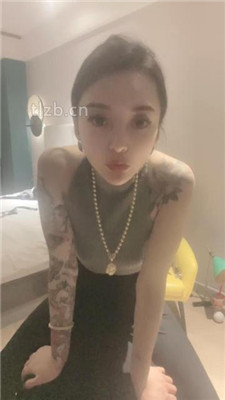图片[6]-小月牙】喝口水圣水/鞋抽耳光/藤条抽完整版】