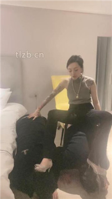 图片[19]-小月牙】喝口水圣水/鞋抽耳光/藤条抽完整版】
