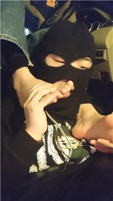 图片[5]_樱樱】阳台-车内;让贱奴舔雪地靴白袜臭脚下】_HD绳艺资源网