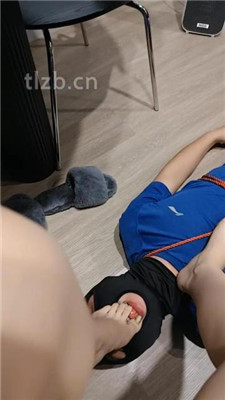 图片[8]_猫爷】脚趾玩狗舌/长靴丝袜裸足舔