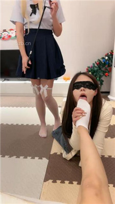 【橙宝】双母畜-奴下奴-轮流舔脚/sp扭/转胯/提档_绳缚吧