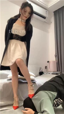 图片[2]_小麦】掐乳揪耳朵/袜子塞嘴/脚喂蛋糕/脚插嘴/内裤诱惑/喂圣水