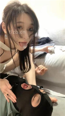 图片[15]_小麦】掐乳揪耳朵/袜子塞嘴/脚喂蛋糕/脚插嘴/内裤诱惑/喂圣水