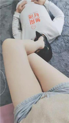 【灵竹】高跟裸足碾压踩/恋足舔_绳缚吧