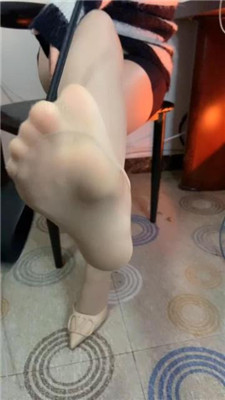 图片[4]_芋芋】第一视角-近距离脏鞋肉丝脚/鞭打