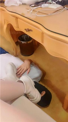 图片[4]_陈甜女帝】脏短靴物化踩脚垫