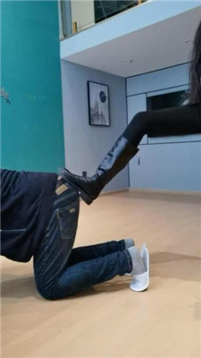 图片[8]_皮皮】长靴踩踏/转胯/踢裆/鞭打/虐乳