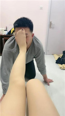 图片[19]_cc.s】脏长靴蹂躏狗脸/套头暴打/踩踏喂食/肉丝脚插嘴