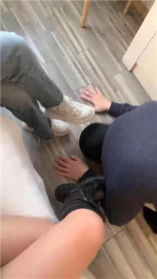图片[10]_LL77】双S姐妹花-小白鞋长靴踩/赏赐圣水双视角版】