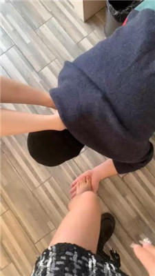 图片[18]_LL77】双S姐妹花-小白鞋长靴踩/赏赐圣水双视角版】