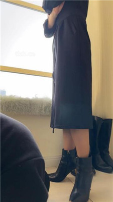 图片[20]_辣姐】贱奴养成计划-迷恋靴子黑丝美腿