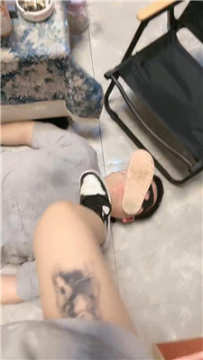 图片[17]_云斯情侣】跪舔脏长靴/闻白袜/清理裸足