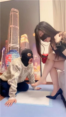 图片[4]_不期而遇】人鞋当亲妈-全体重踩踏-口水浓痰/耳光