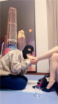 图片[16]_不期而遇】人鞋当亲妈-全体重踩踏-口水浓痰/耳光