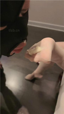 图片[17]_赵奈奈品尝主人红高跟肉丝jio/骑马/踩踏喂食